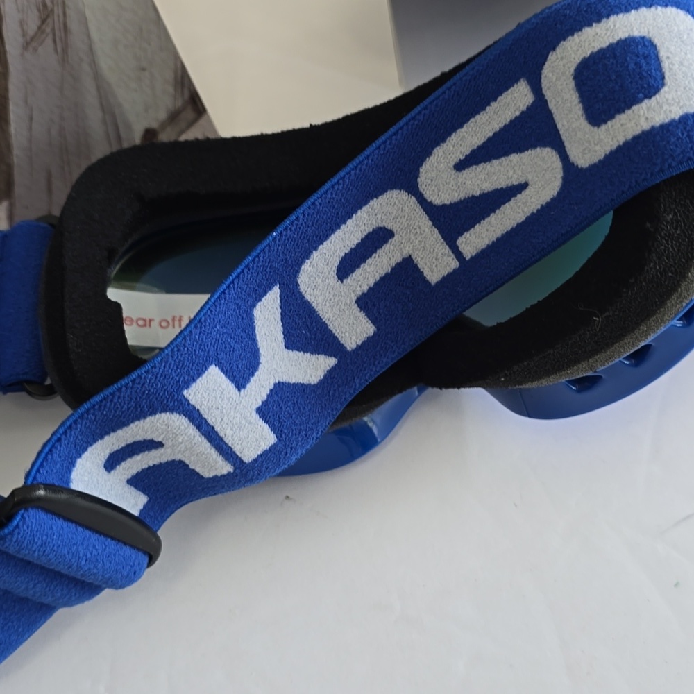 NIB Akaso Ski Snowboarding Glasses Blue Frame Blue Lens - Picture 5 of 13